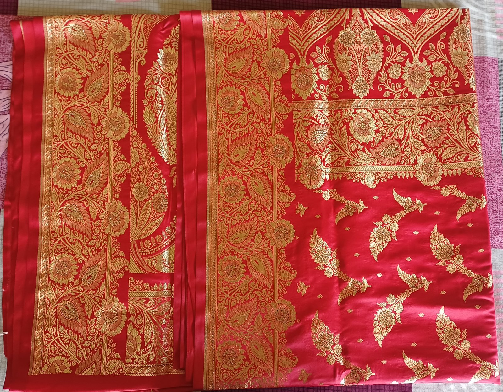 Banarasi semi katan Silk saree with surski ston work  - image 2